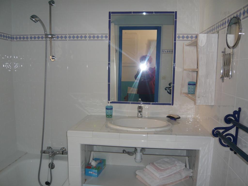 Bed and Breakfast La Genestiere Clermont-lʼHérault Exterior foto